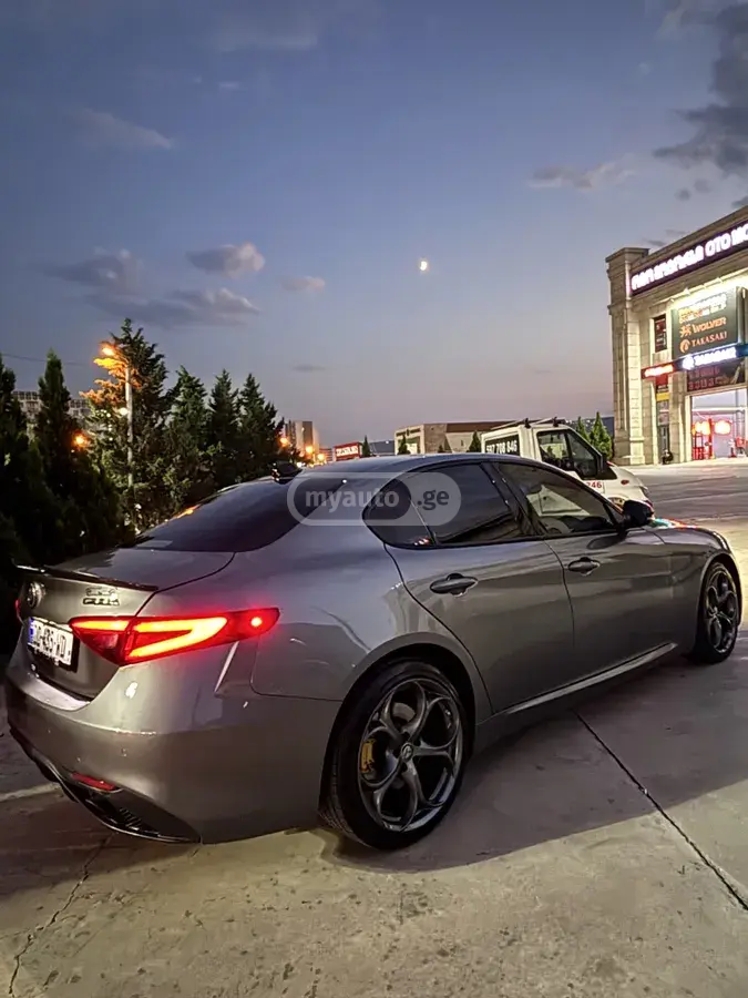 Alfa Romeo Giulia