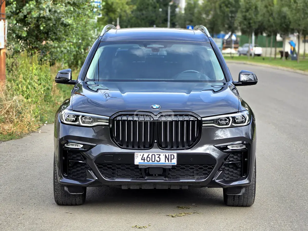 BMW X7 2020 — photo 2