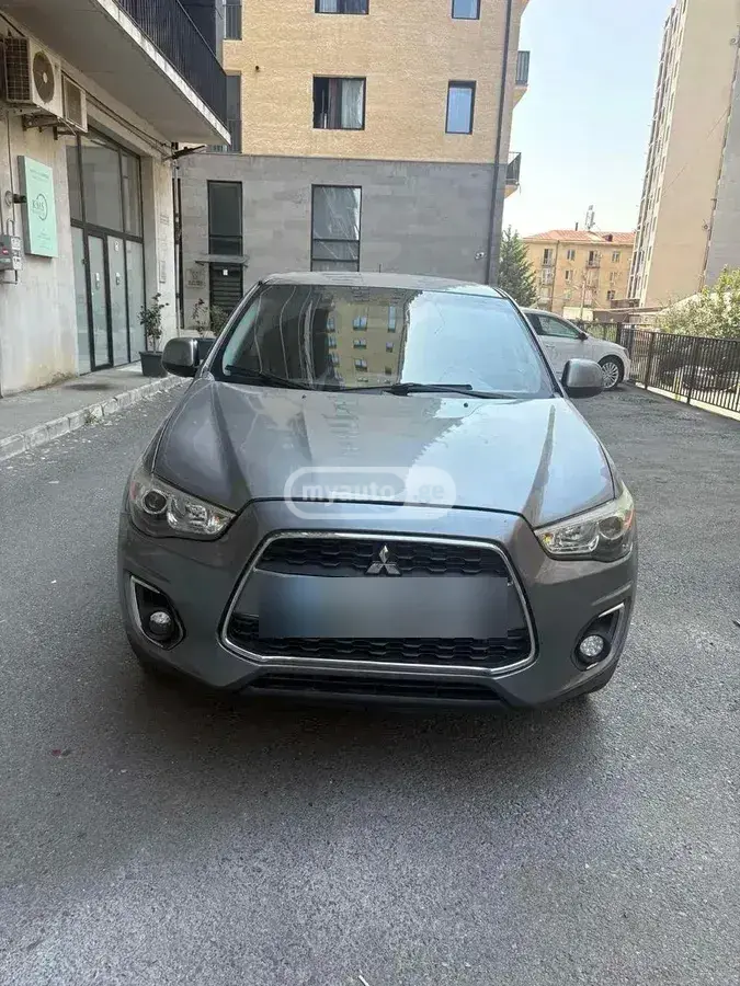 Mitsubishi Outlander Sport