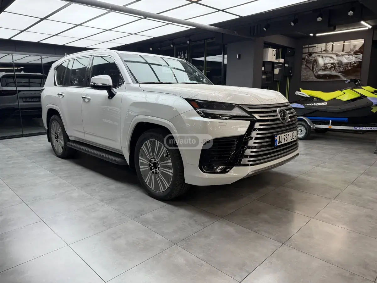Lexus LX 600
