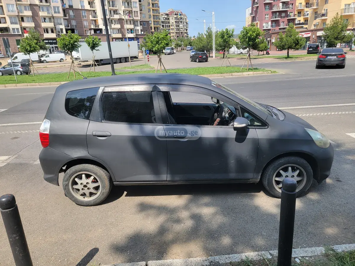 Honda Fit 2004 — photo 2