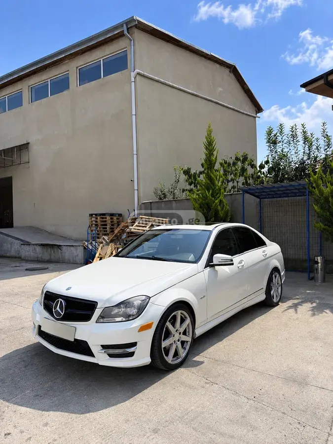 Mercedes-Benz C 250