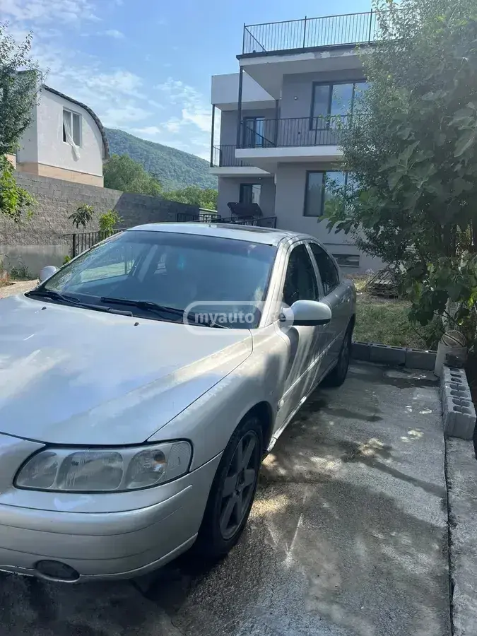 Volvo S60 2002 — photo 2
