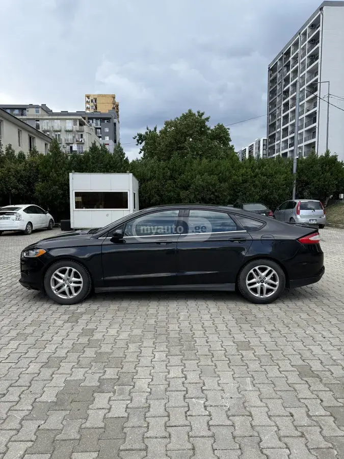 Ford Fusion 2013 — photo 2