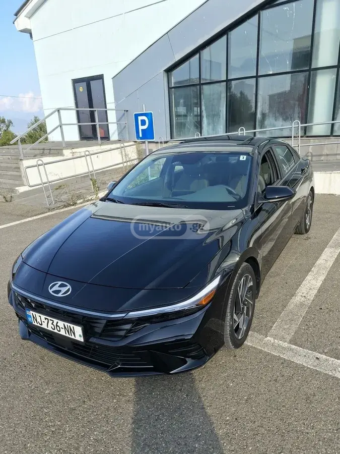 Hyundai Elantra