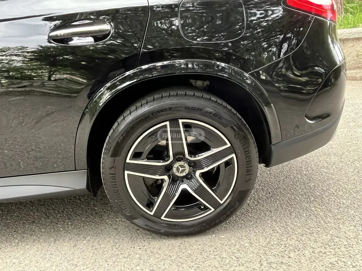 Mercedes-Benz GLC 350 2025 — photo 2
