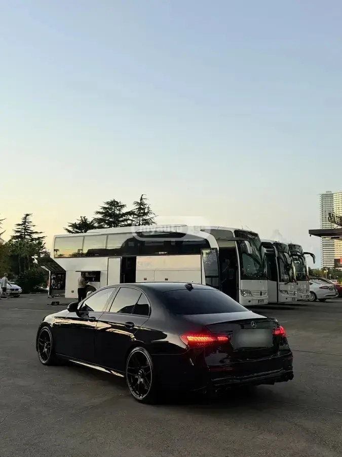 Mercedes-Benz E53 AMG 2022 — photo 2