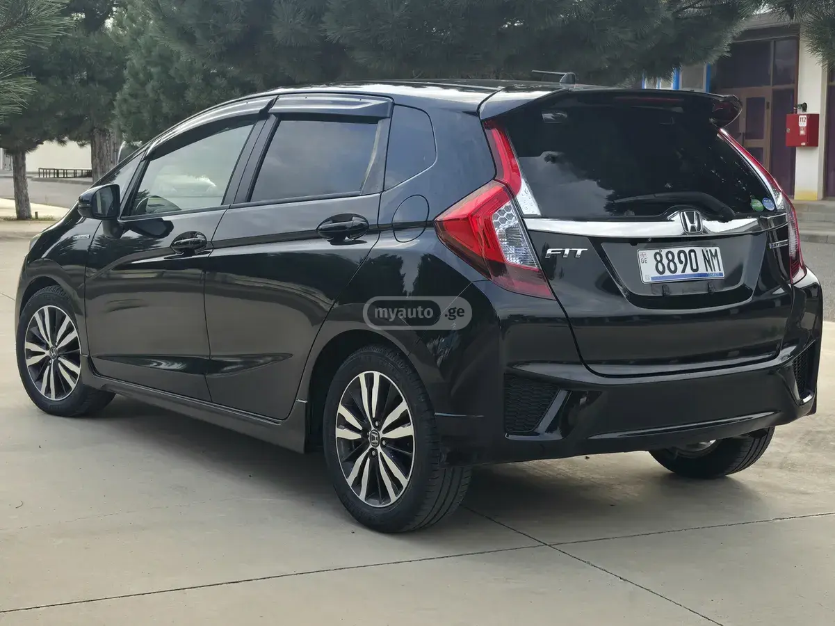 Honda Fit 2015 — photo 2