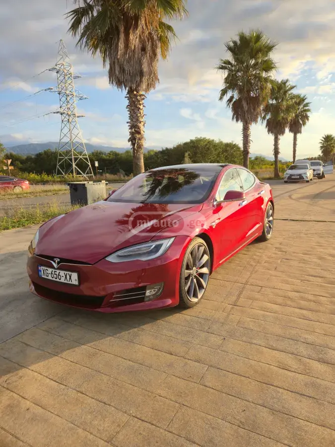 Tesla Model S 2020 — photo 2