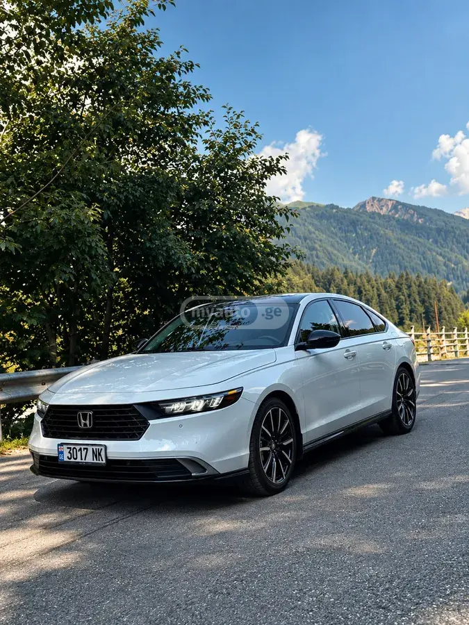 Honda Accord 2023 — photo 2