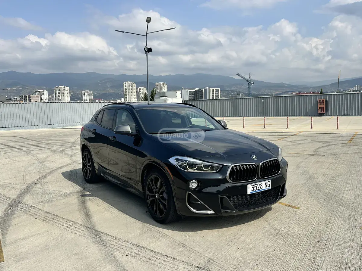 BMW X2