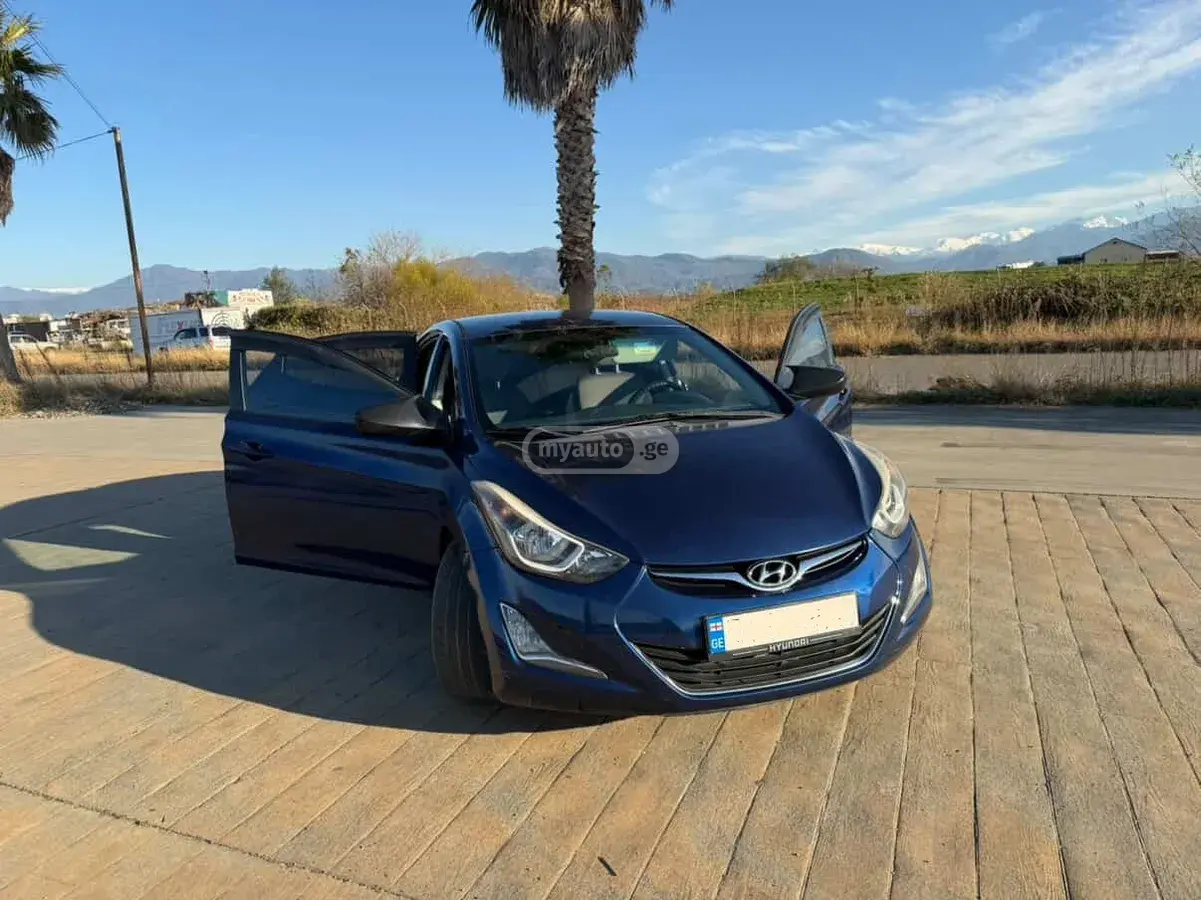 Hyundai Elantra 2015 — photo 2
