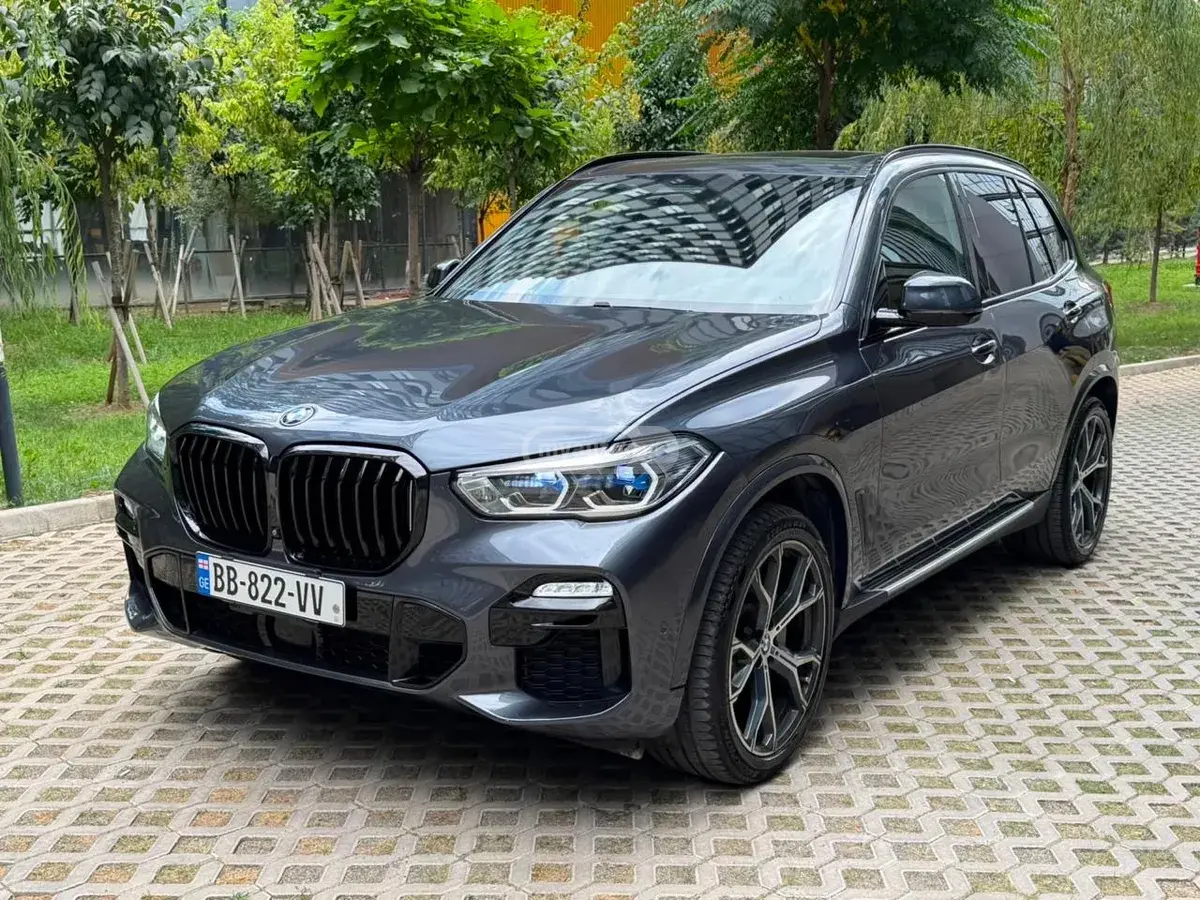 BMW X5 2019 — photo 2