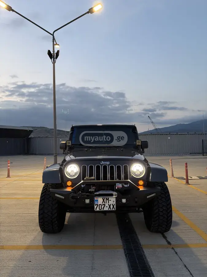 Jeep Wrangler 2016 — photo 2