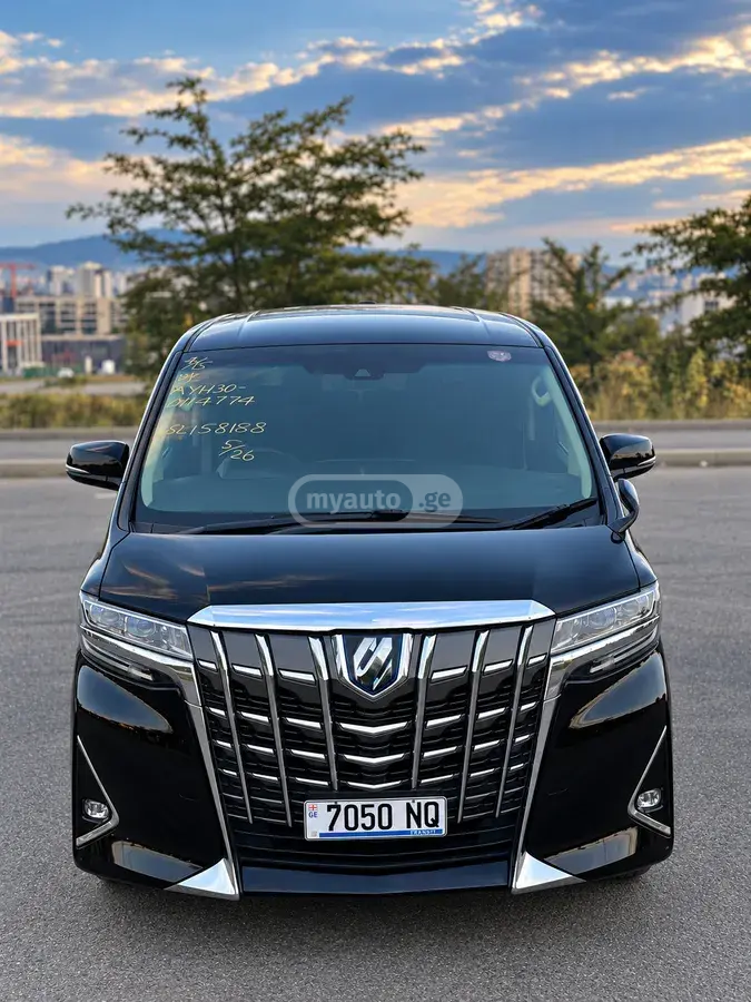 Toyota Alphard 2021 — photo 2