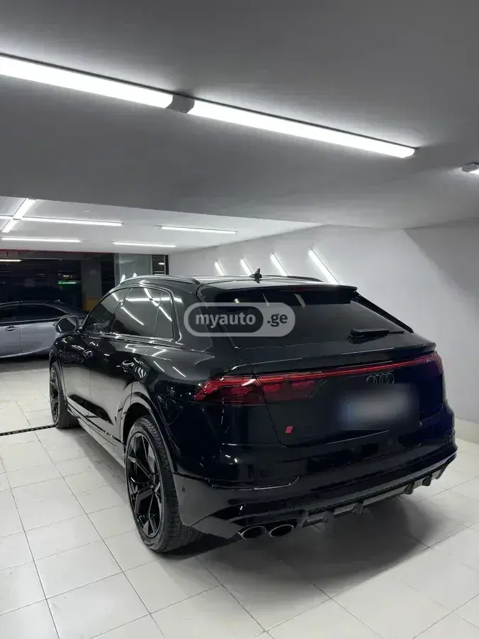 Audi SQ8 2024 — photo 2
