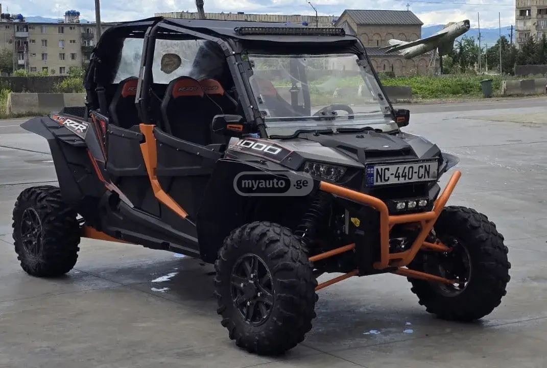 Polaris RZR 1000