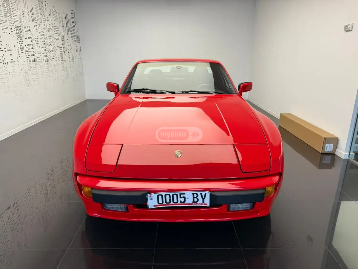 Porsche 944 1985 — photo 2