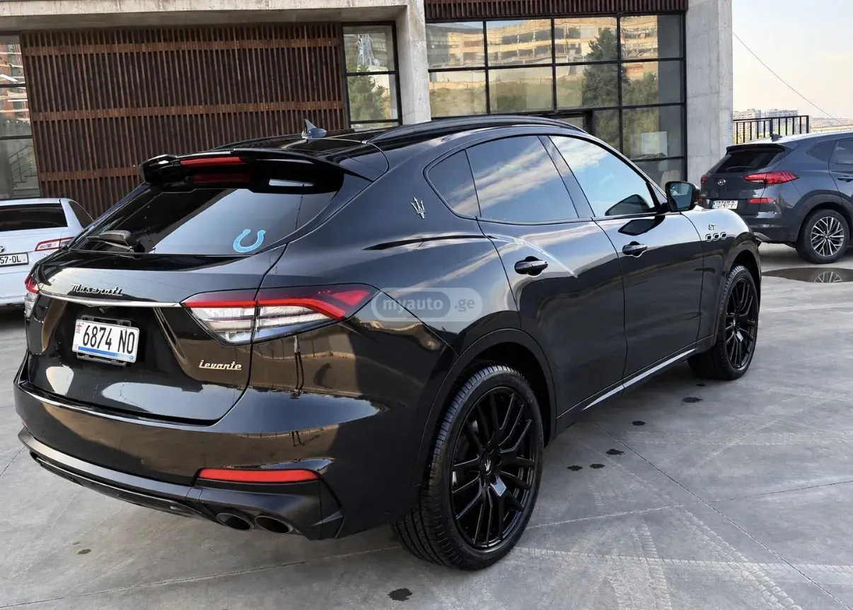 Maserati Levante 2022 — photo 2
