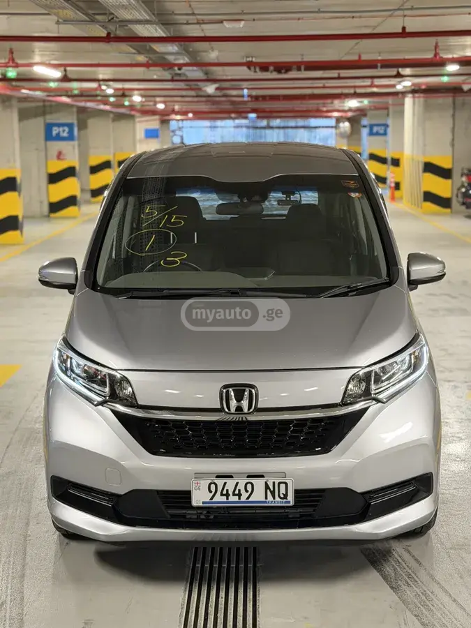Honda Freed 2021 — photo 2