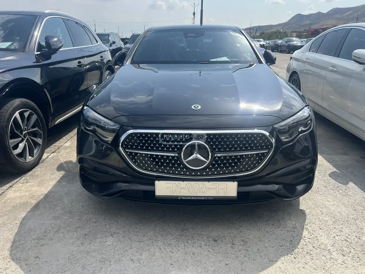 Mercedes-Benz E 200