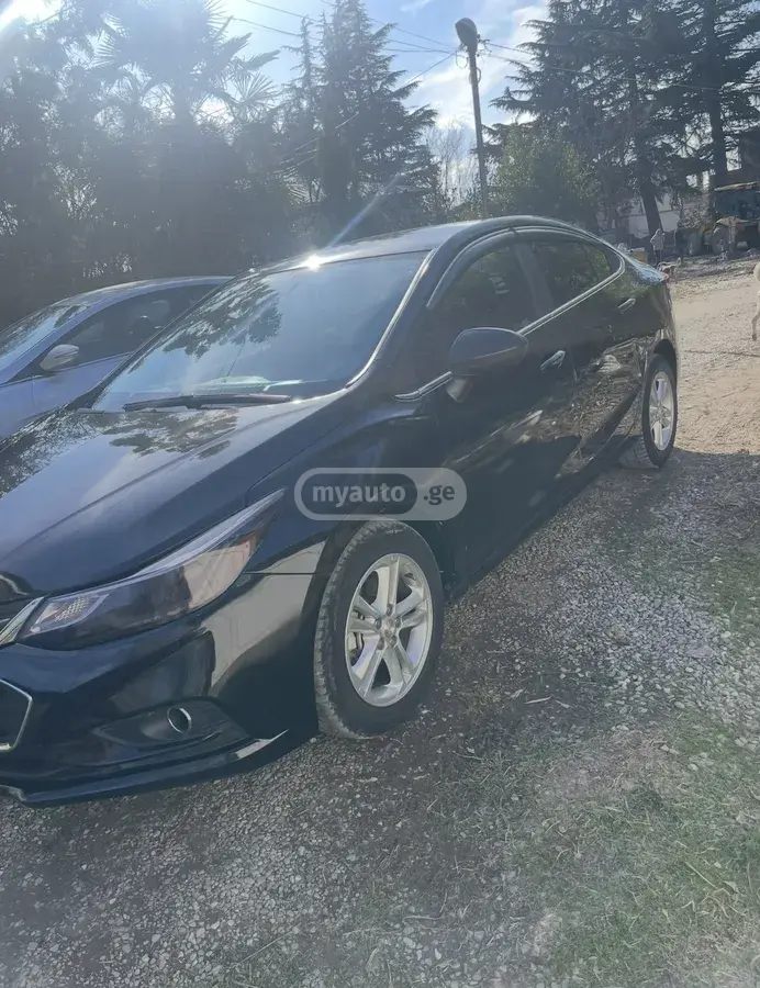 Chevrolet Cruze 2017 — photo 2