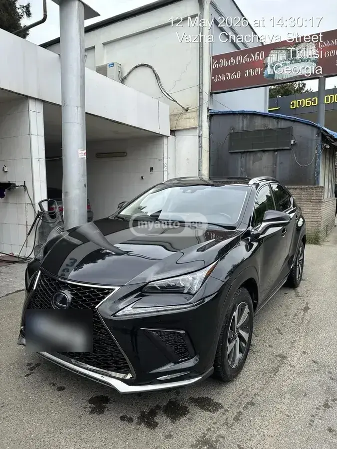 Lexus NX 300