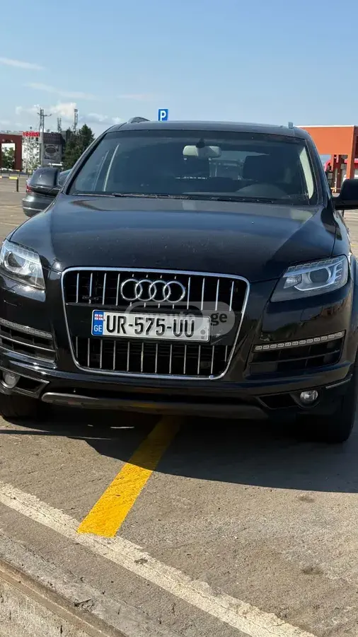 Audi Q7 2015 — photo 2