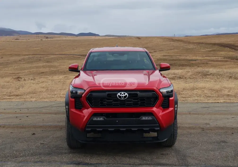 Toyota Tacoma 2025 — photo 2