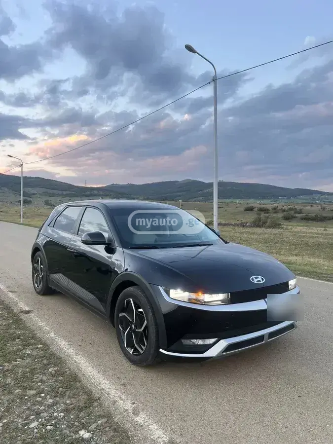 Hyundai Ioniq 5 2023 — photo 2