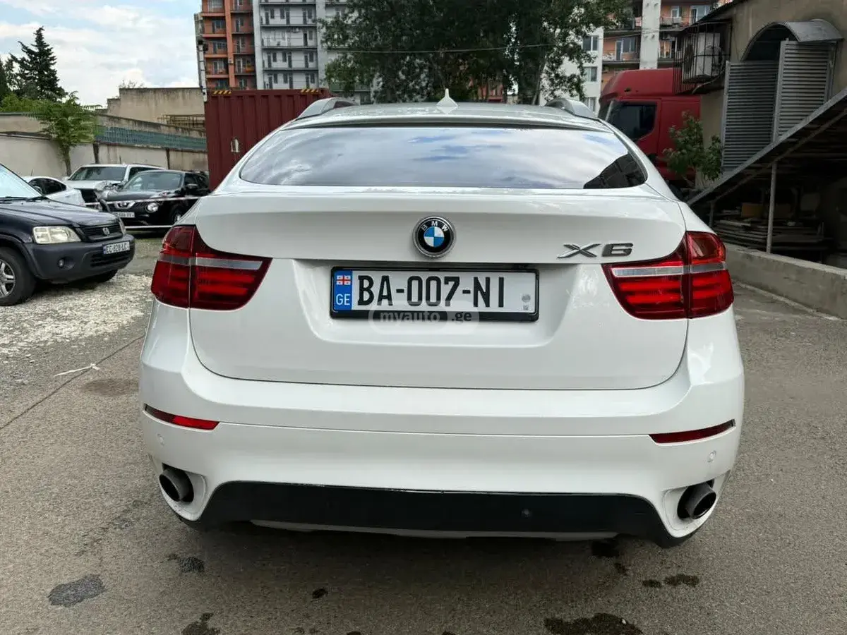 BMW X6 2014 — photo 2