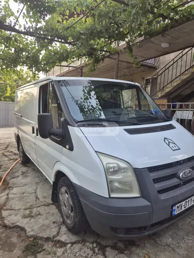 Ford Transit 2007 — photo 2
