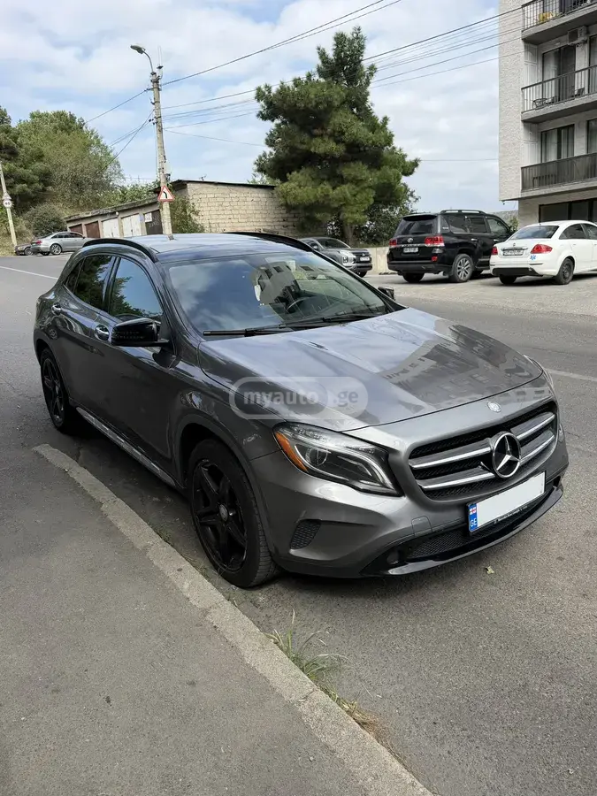 Mercedes-Benz CLA 250