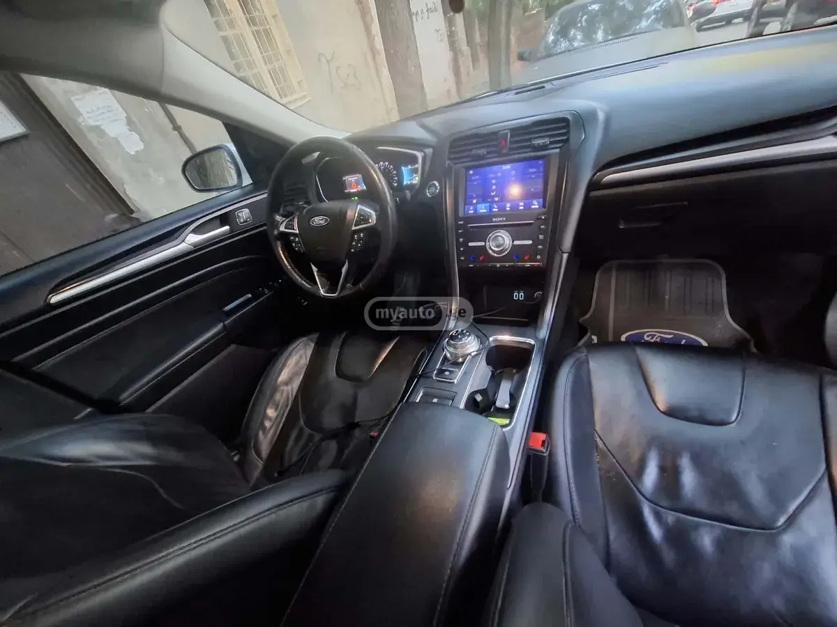 Ford Fusion 2019 — photo 2