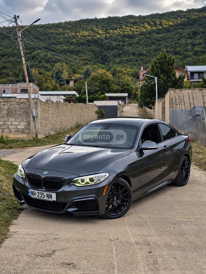 BMW M235 2015 — photo 2