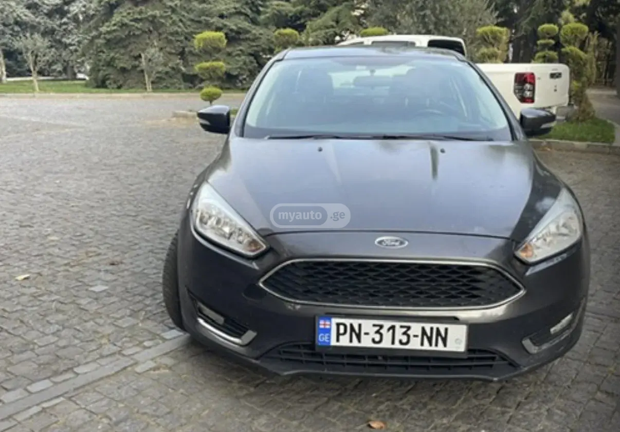 Ford Focus 2015 — photo 2