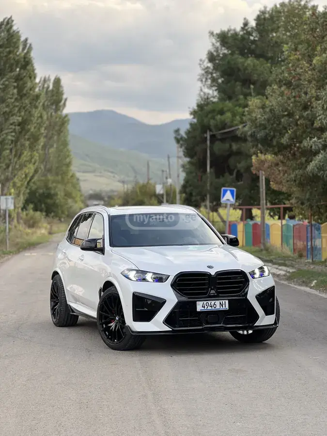 BMW X5 2019 — photo 2