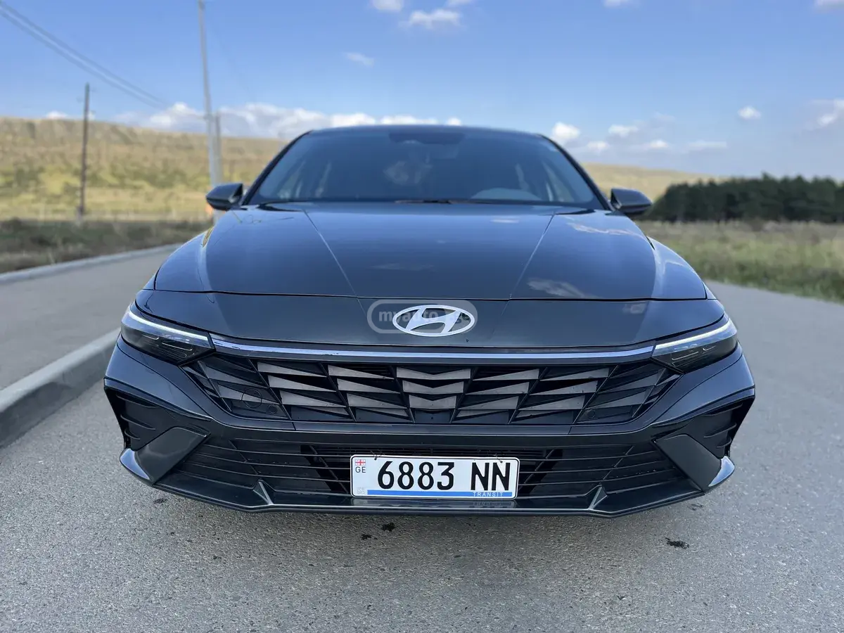 Hyundai Elantra 2024 — photo 2