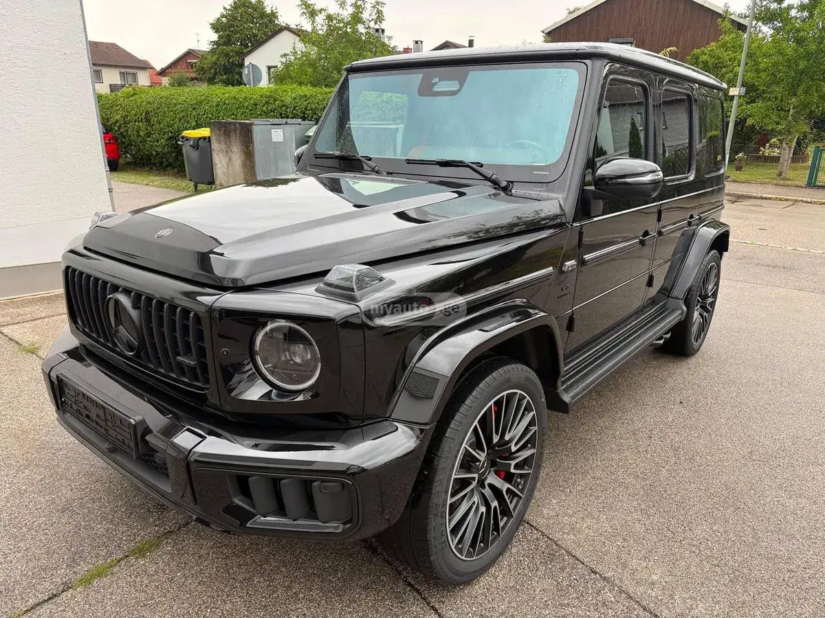 Mercedes-Benz G 500