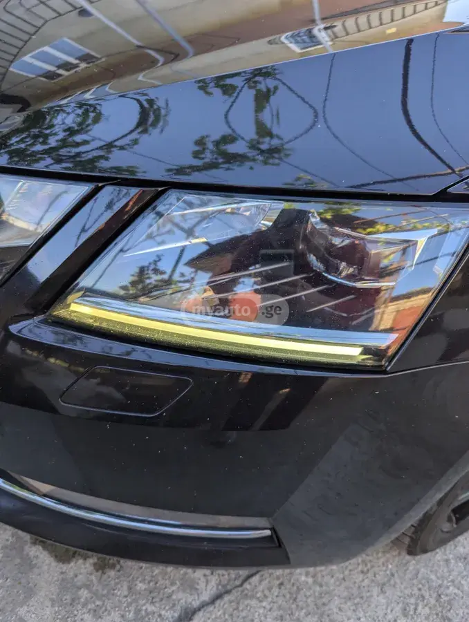 Skoda Octavia 2020 — photo 2