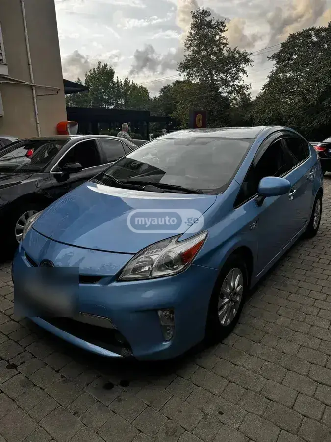 Toyota Prius 2012 — photo 2