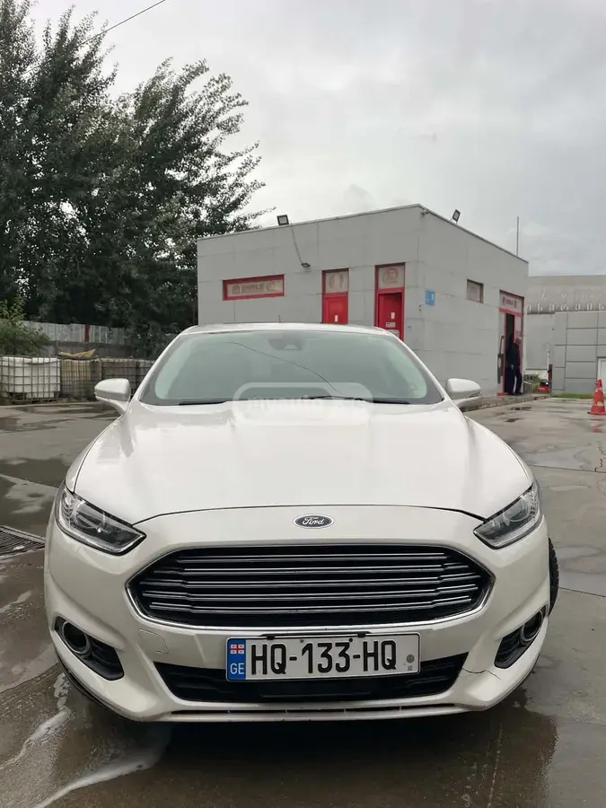Ford Fusion 2015 — photo 2