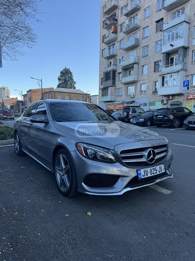 Mercedes-Benz C 400