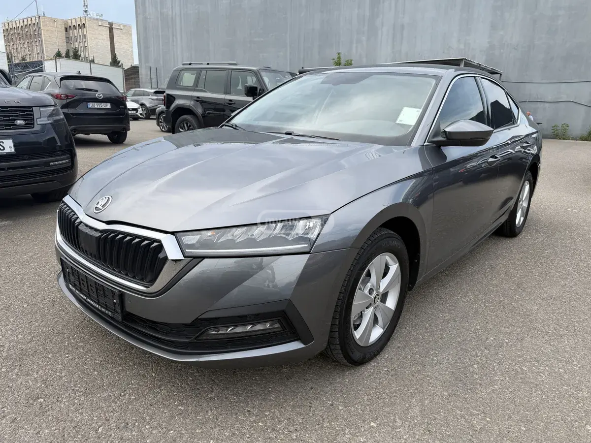 Skoda Octavia 2022 — photo 2