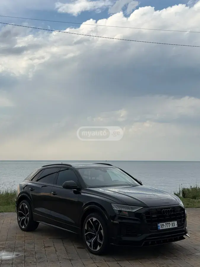 Audi Q8 2019 — photo 2