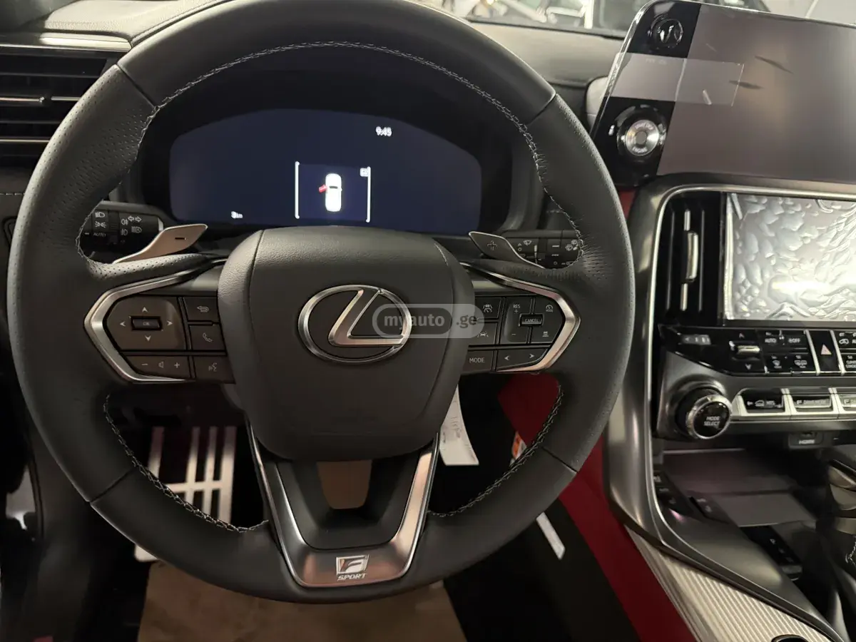 Lexus LX 500 2026 — photo 2