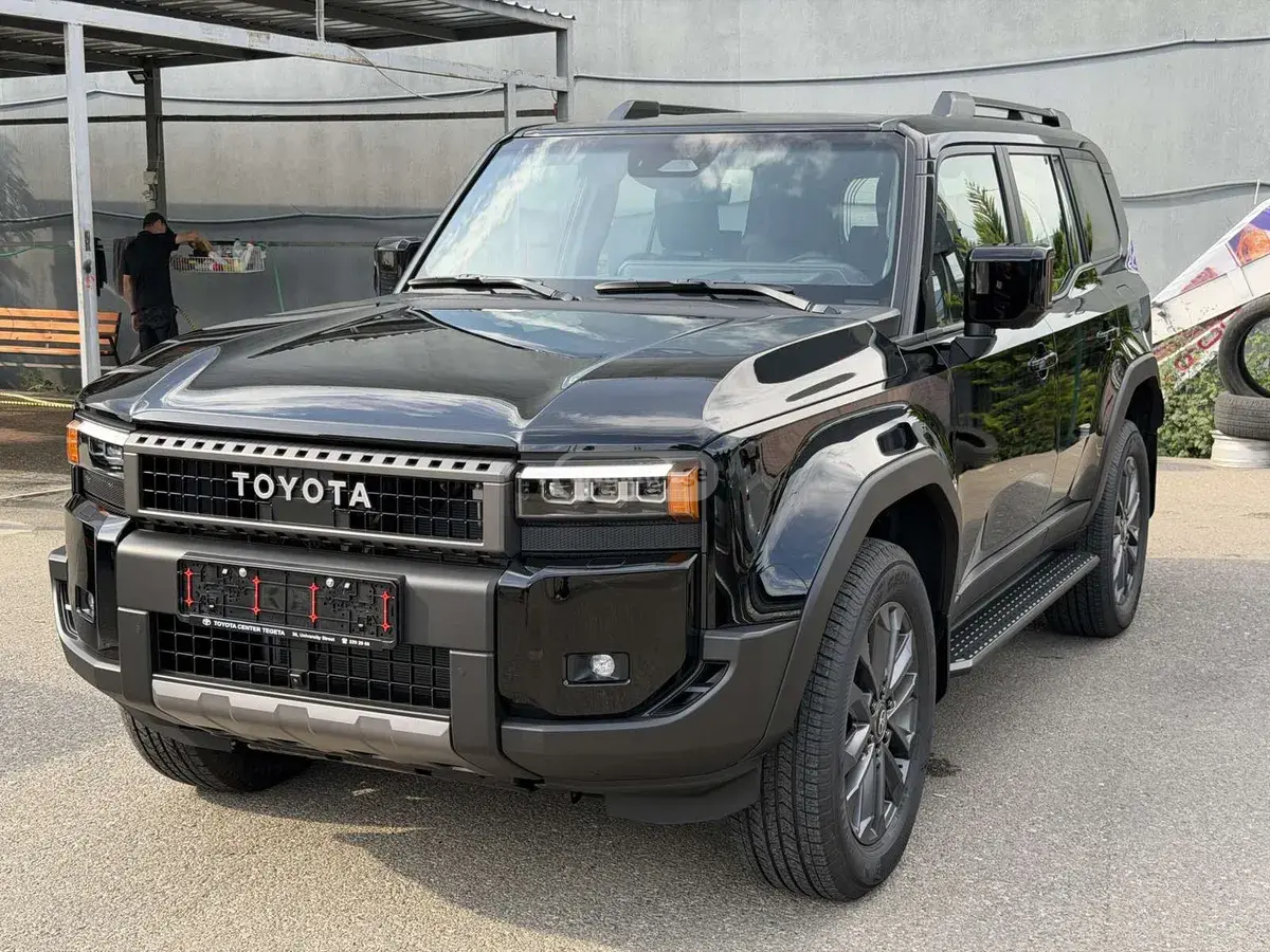 Toyota Land Cruiser Prado 2026 — photo 2