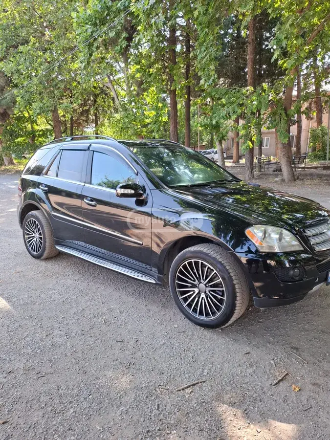 Mercedes-Benz ML 350