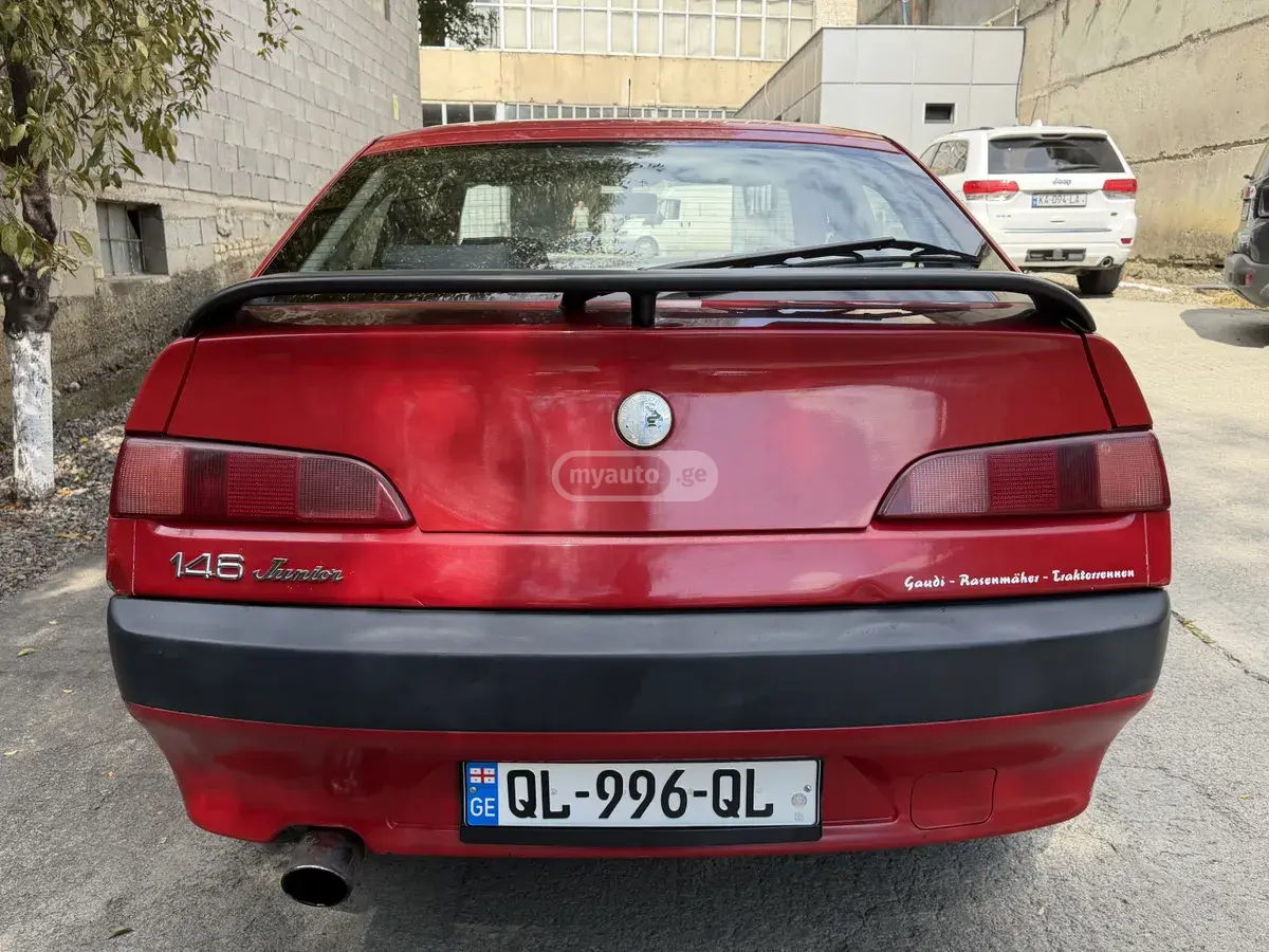 Alfa Romeo 146