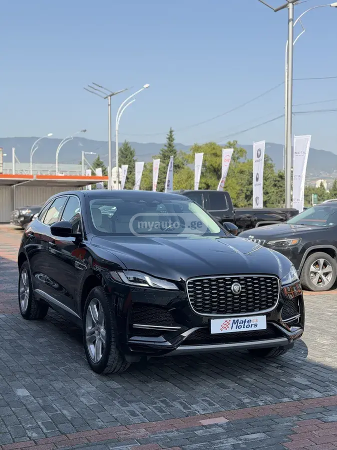 Jaguar F-Pace